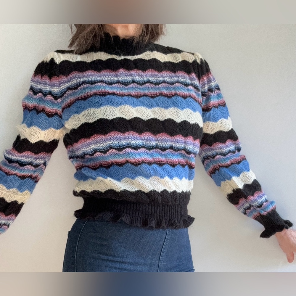 Vintage 70-80’s Organically Grown Ruffle Striped  Sweater XS/S
